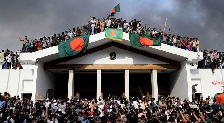 যেভাবে আগস্টের ৫ তারিখ হলো ‘৩৬ জুলাই’