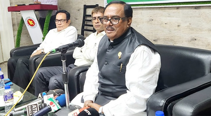 চাল আমদানিতে সরকারকে এক ডলারও ব্যয় করতে হবে না : খাদ্যমন্ত্রী