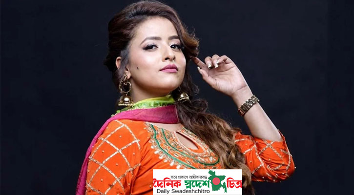 বিয়ের প্রস্তাব ফিরিয়ে দেওয়ায় গায়িকাকে কানাডা থেকে এসে হত্যা