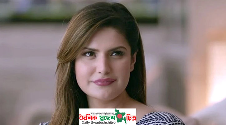 চিত্রগ্রাহকের আপত্তিকর মন্তব্য, ক্ষোভে ফেটে পড়লেন জেরিন খান