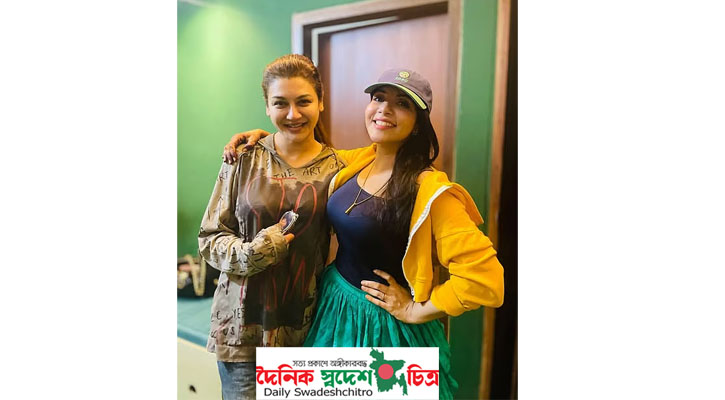 আলো ছড়িয়া যাও আর হাসতে থাকো আপু...