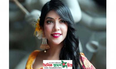 দীর্ঘ বিরতির পর ছোটপর্দায় ফিরলেন নওশাবা