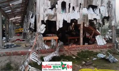 ডিমলায় আনসার ক্যাম্পে হামলা করে গুলি ছিনতাই, ভাঙচুর