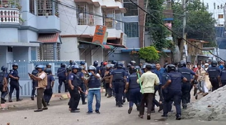 জামালপুরে শিক্ষার্থীদের ওপর গুলি বর্ষণ, আহত ১০