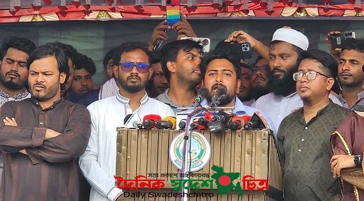 শুধু প্রধানমন্ত্রীর কথায় রাষ্ট্র চলবে না- এমন ব্যবস্থা চাই: নাহিদ