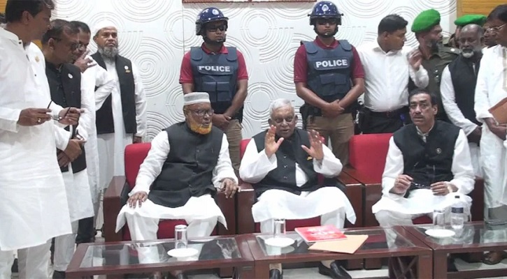 হিংসার রাজনীতি করে গণধিকৃত হয়েছে বিএনপি : স্বরাষ্ট্রমন্ত্রী
