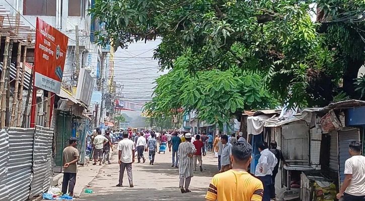 মুন্সীগঞ্জে আন্দোলনকারীদের সঙ্গে আওয়ামী লীগ নেতা-কর্মীদের সংঘর্ষে নিহত ২