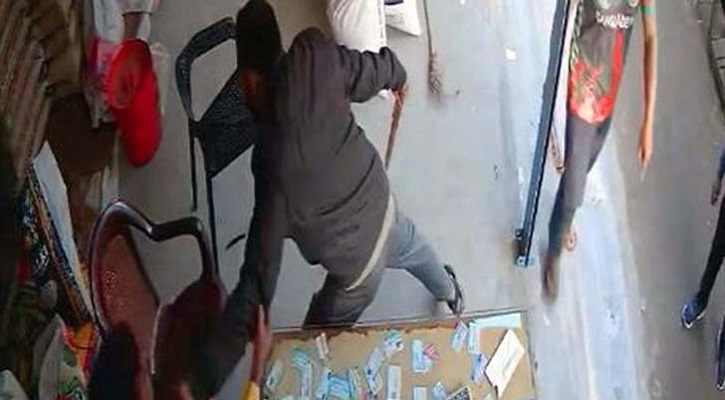 ছাড়া পেয়েই বাড়ি বাড়ি গিয়ে হামলা লতিফ সিদ্দিকীর সমর্থকদের